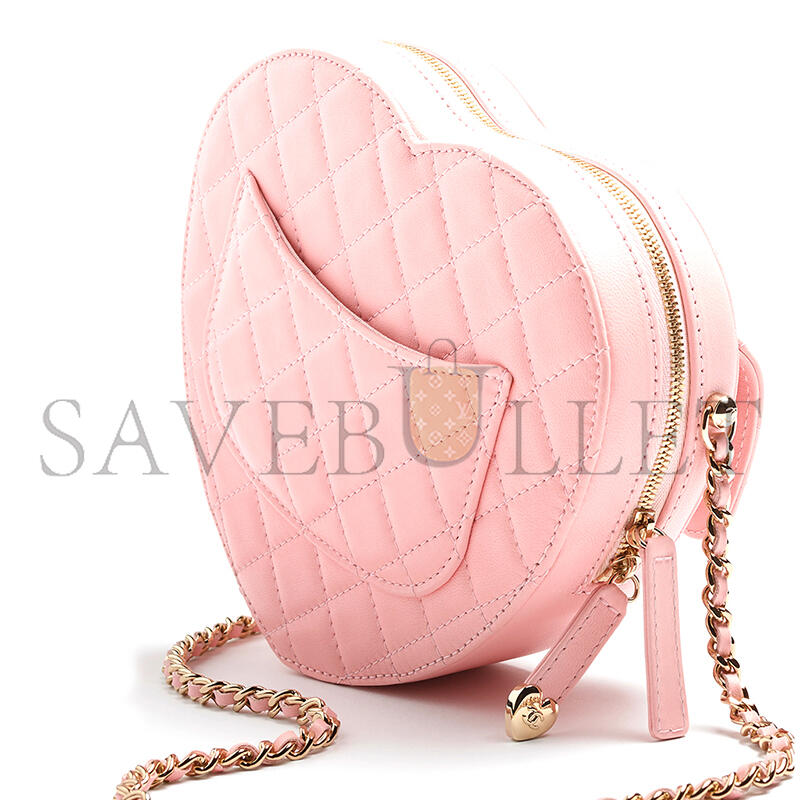 CHANEL HEART BAG LAMBSKIN IN LIGHT PINK AS5764 (18*18*5.5cm)